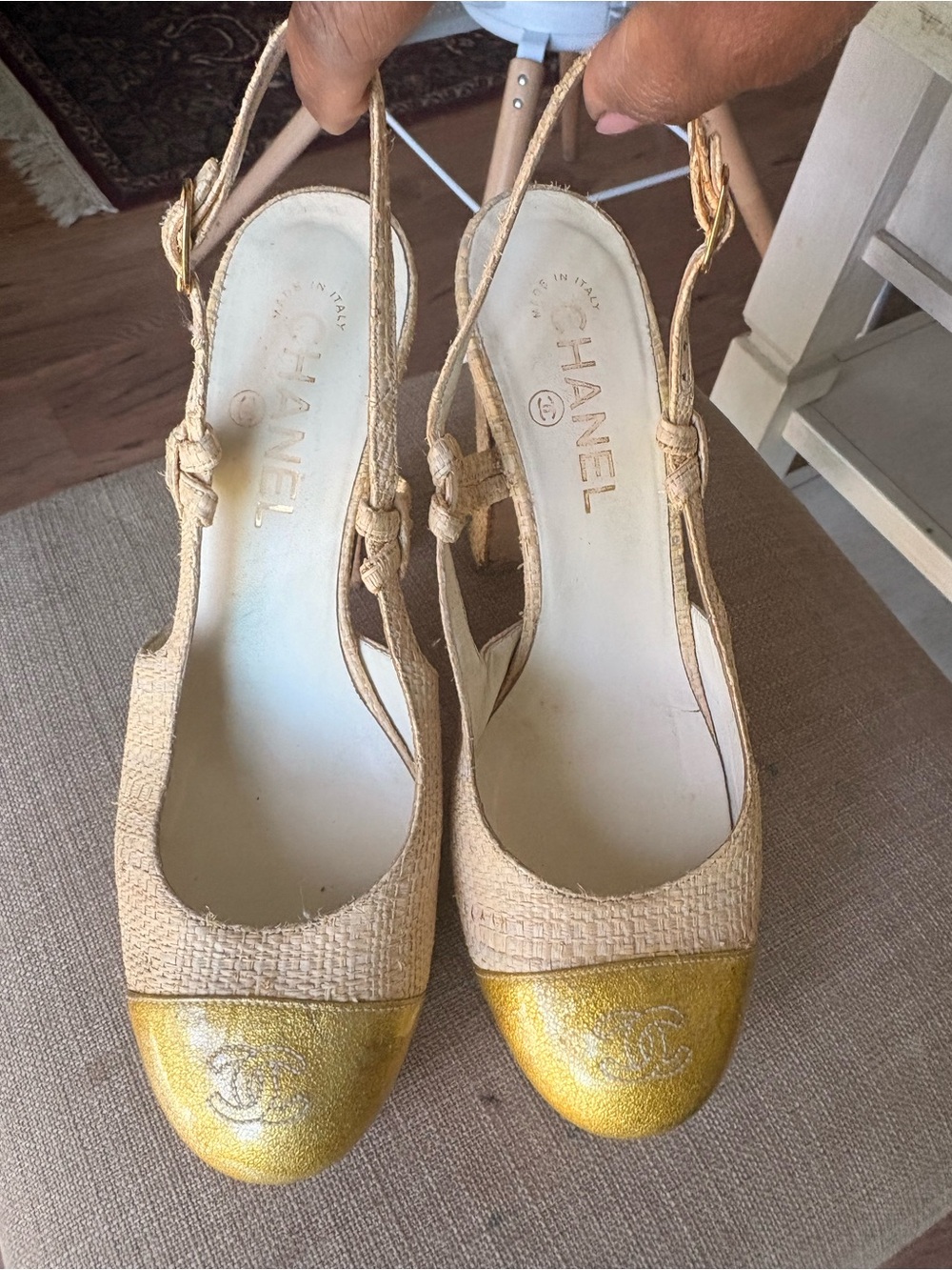 CHANEL size 38 straw sandals. OLIVE AND TAN color - Picture 2 of 8